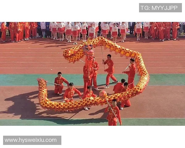 韩国足球明星重返校园追梦之旅展现青春活力与拼搏精神